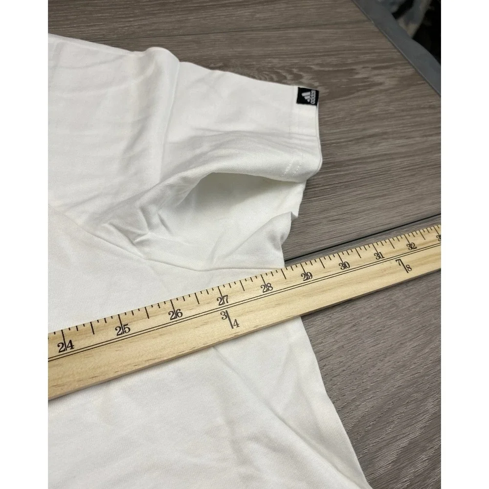 Adidas Women's Short Sleeve Holiday Logo T Shirt White Size 4X New - Picture 8 of 9